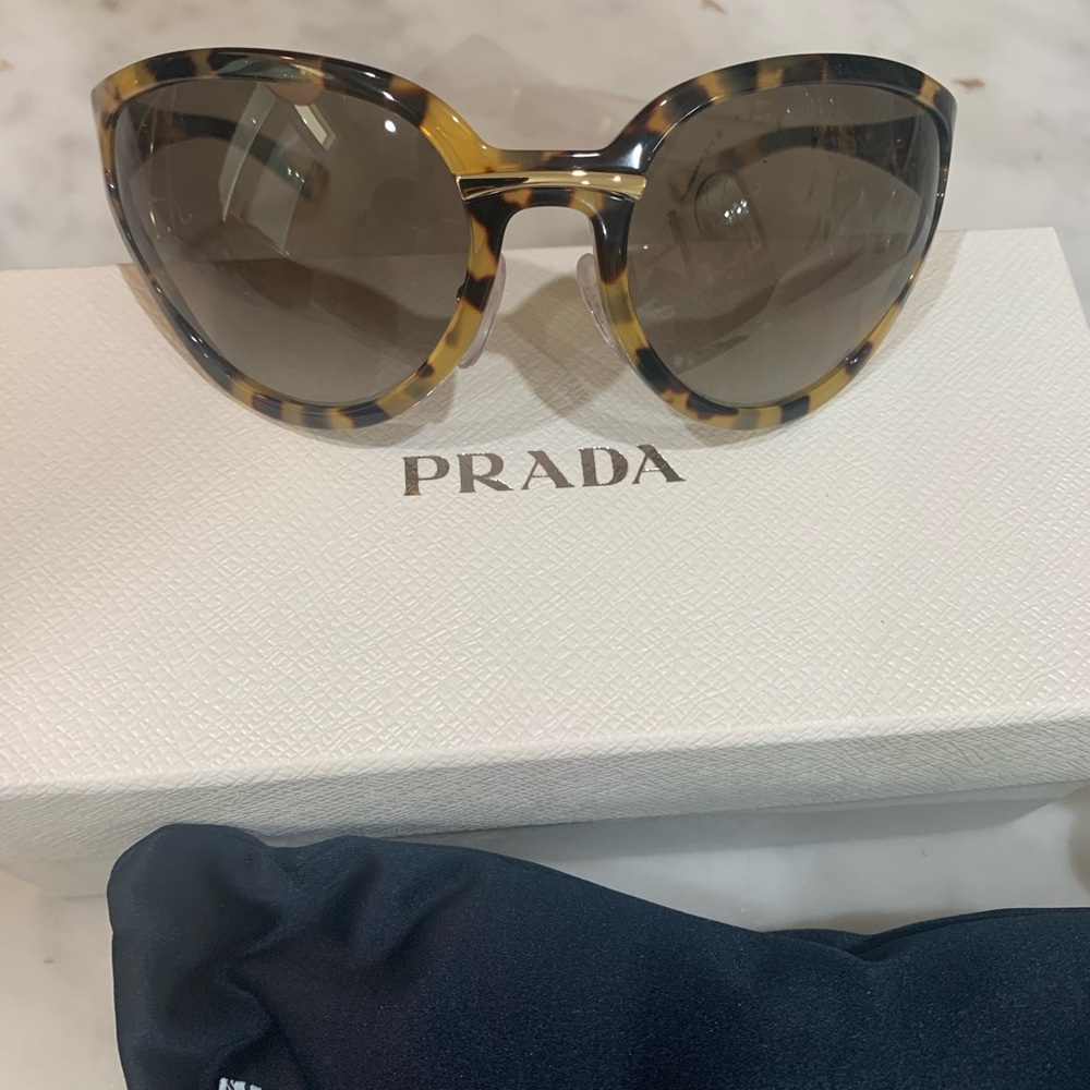 Authentic Prada sunglasses NewWithTags